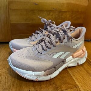 Reebok FloatZig Symmetros Shoes Women’s Size 8